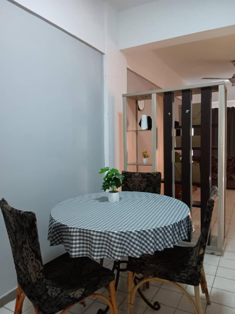 פורט דיקסון Adel Corus Paradise Lagoon Apartment מראה חיצוני תמונה